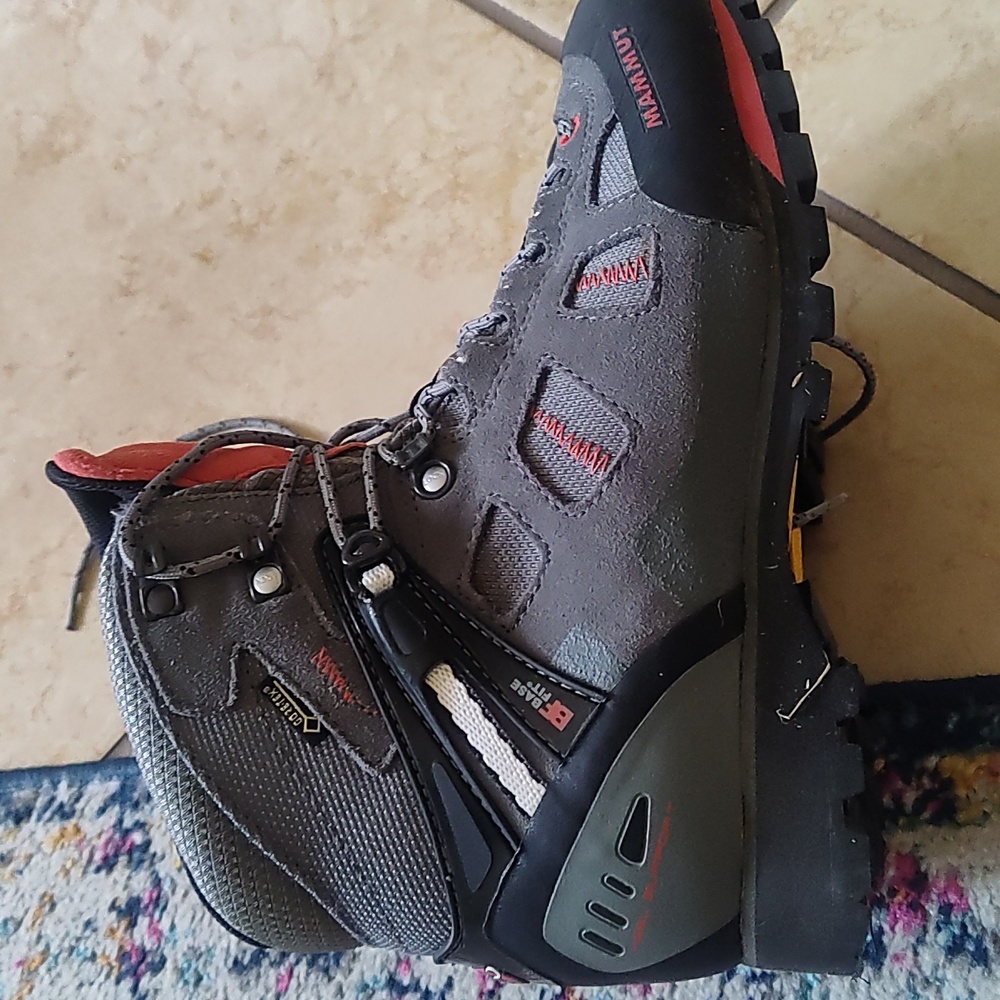 Mammut Ayako High GTX Mid rise hiking boot Sz. 7 waterproof - Picture 8 of 13